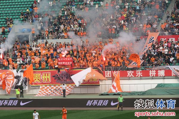 米兰体育:中国足球协会举办球迷见面会:与球迷互动,听取意见建议的简单介绍 米兰体育:中国足球协会举办球迷见面会:与球迷互动,听取意见建议的简单介绍