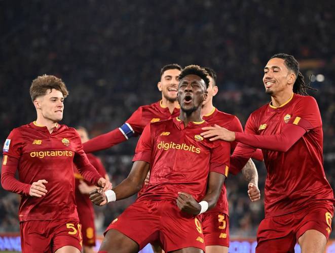 米兰体育：意甲雷吉亚纳的进攻火力与战术调整的简单介绍