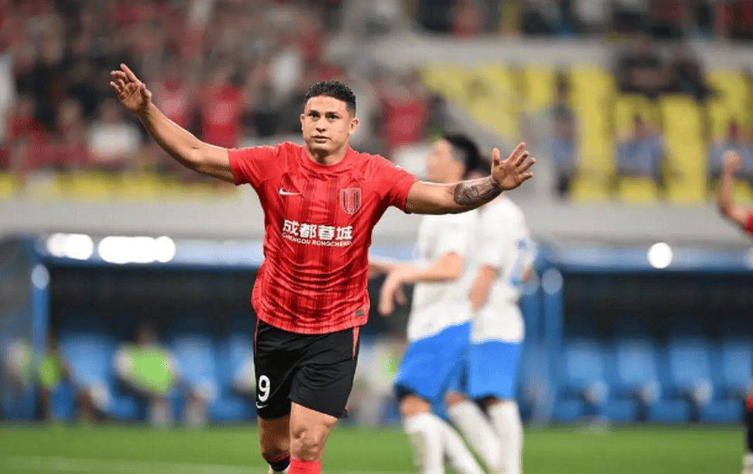 米兰体育:艾克森：归化球员对中国足球的文化融合与社会影响评估：基于社会调查的简单介绍