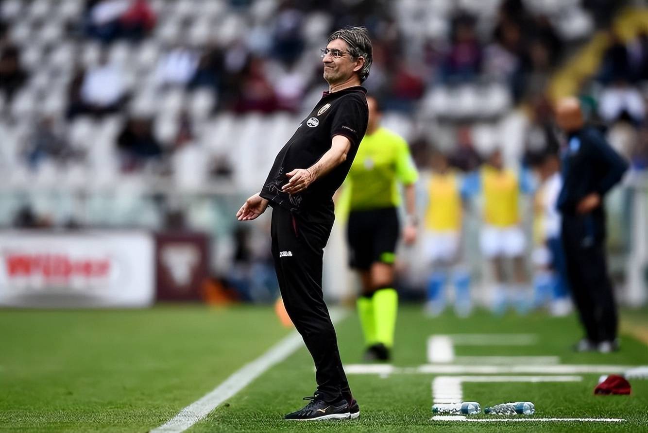 米兰体育:PUBGMobile赛季变更对战术的影响，选手应如何应对的简单介绍