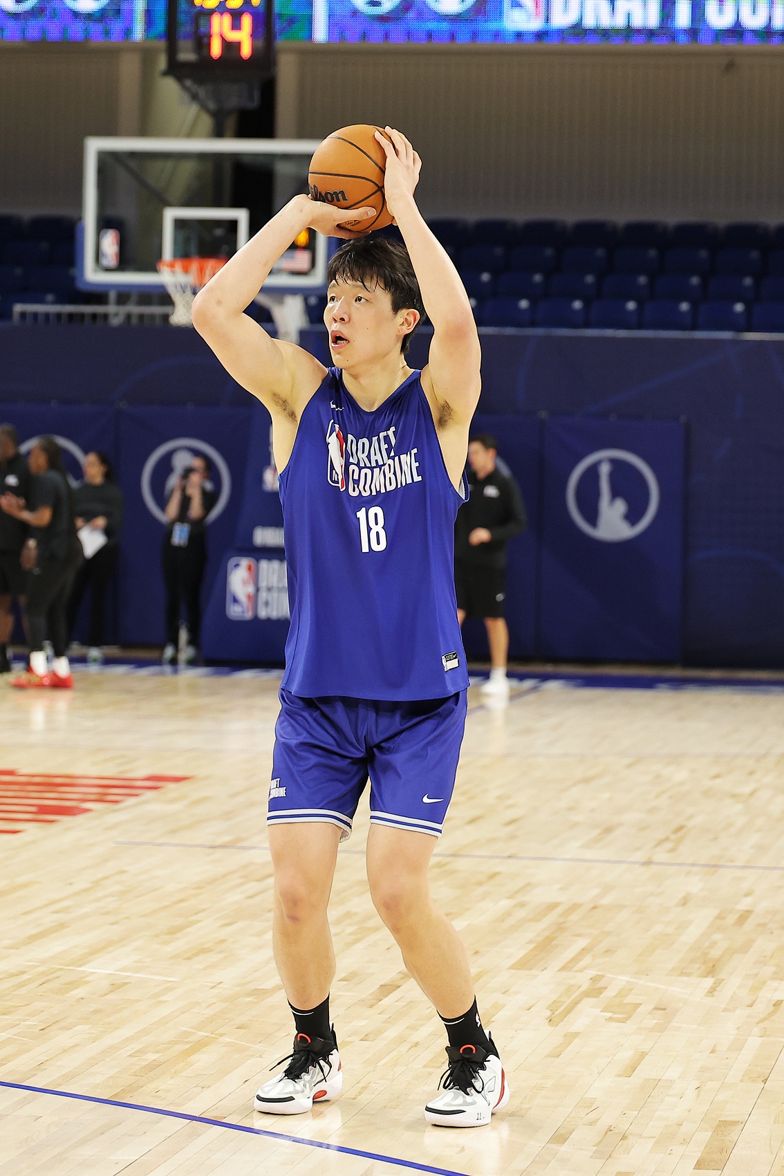 米兰体育：CBA球员，高强度比赛是否会对他们的身体造成不可逆的损伤？