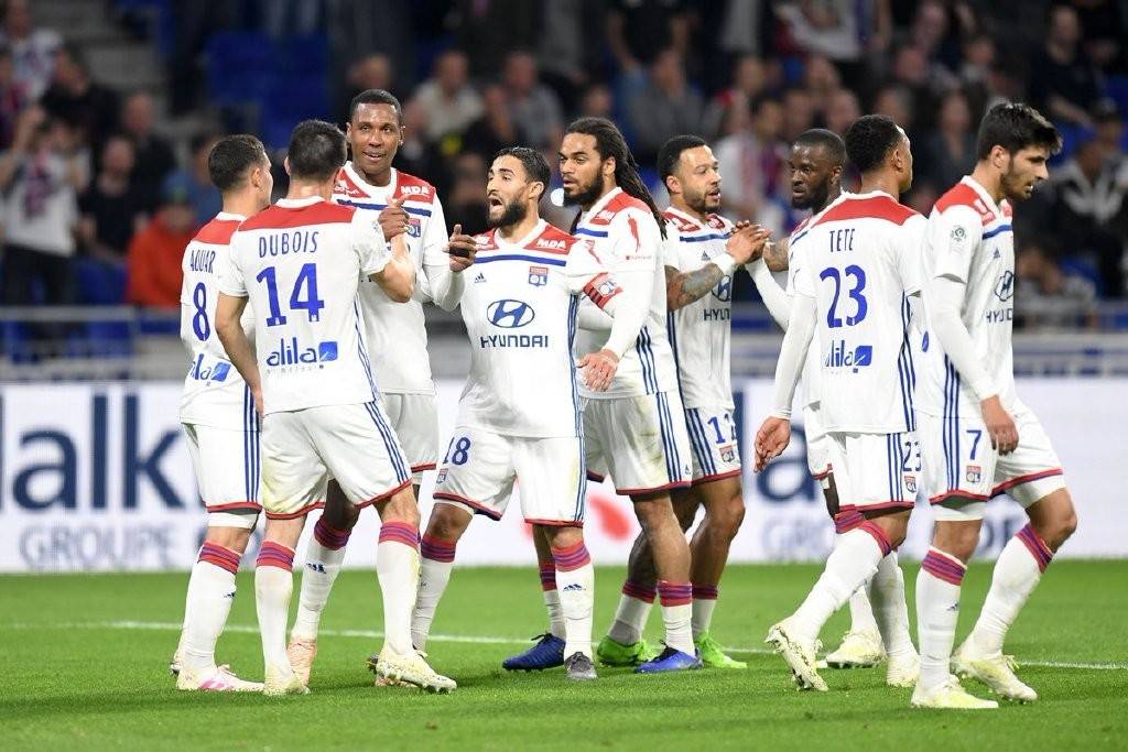 米兰体育:法甲马赛的球迷文化与球队精神 米兰体育:法甲马赛的球迷文化与球队精神