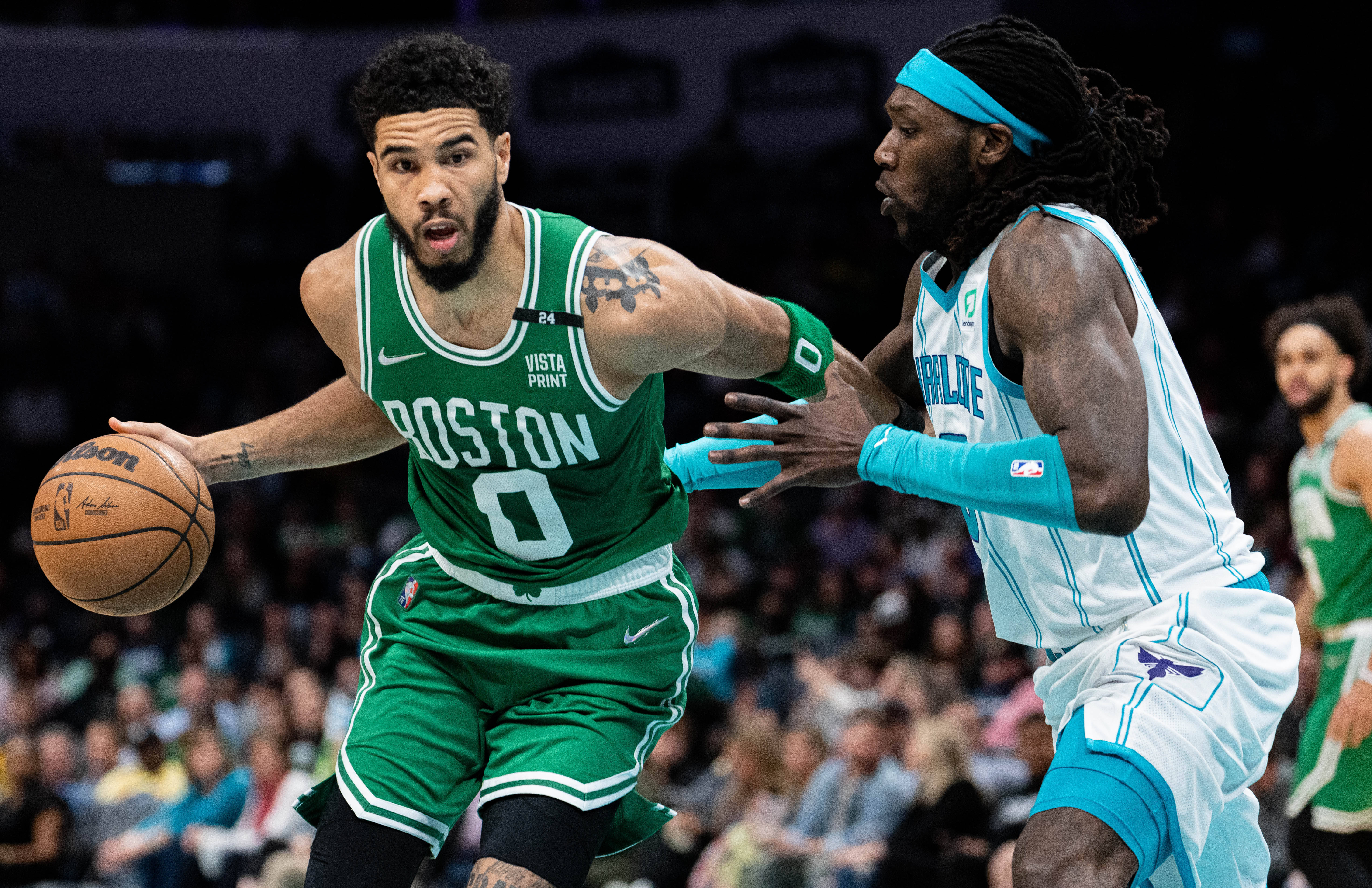 米兰体育：凯尔特人队季前赛：科内特展现防守意识，争夺轮换位置的简单介绍