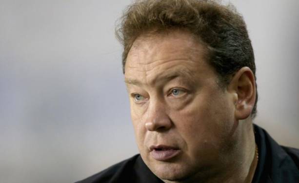 关于米兰体育:某教练“下课”，球迷：这结局是“意料之中”！的信息