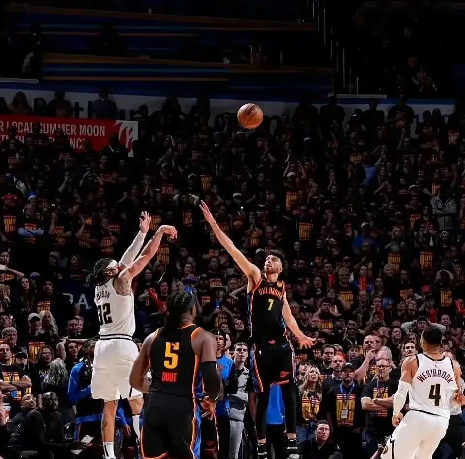 包含米兰体育：凯尔特人队防守策略：如何限制约基奇的低位进攻？的词条