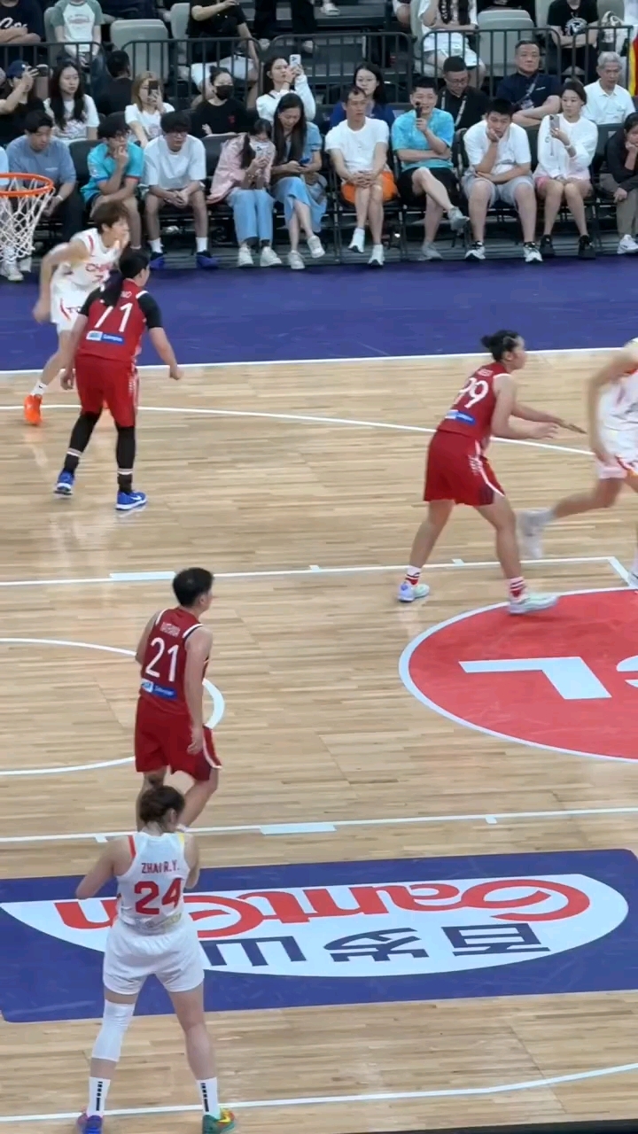 米兰体育:中国男篮历史上的经典配合:那些令人赏心悦目的团队配合 米兰体育:中国男篮历史上的经典配合:那些令人赏心悦目的团队配合