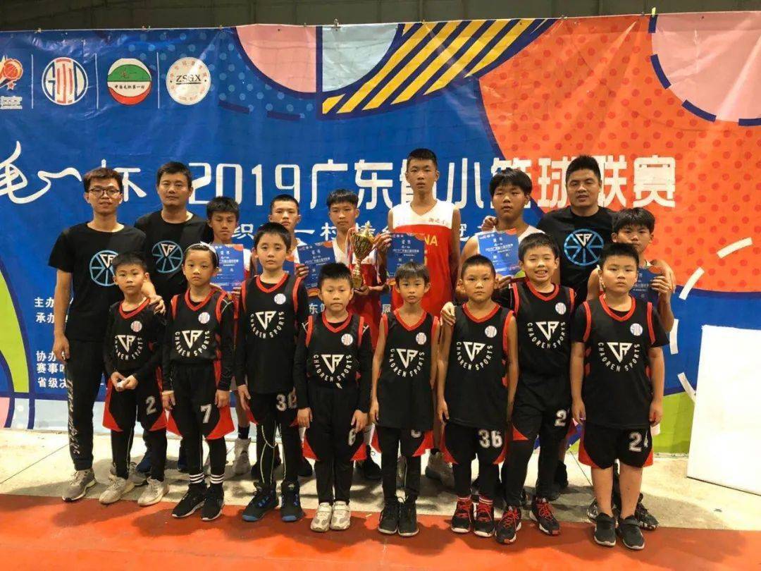 米兰体育:青少年篮球培训的未来:如何规范市场,保障青少年健康成长?的简单介绍 米兰体育:青少年篮球培训的未来:如何规范市场,保障青少年健康成长?的简单介绍