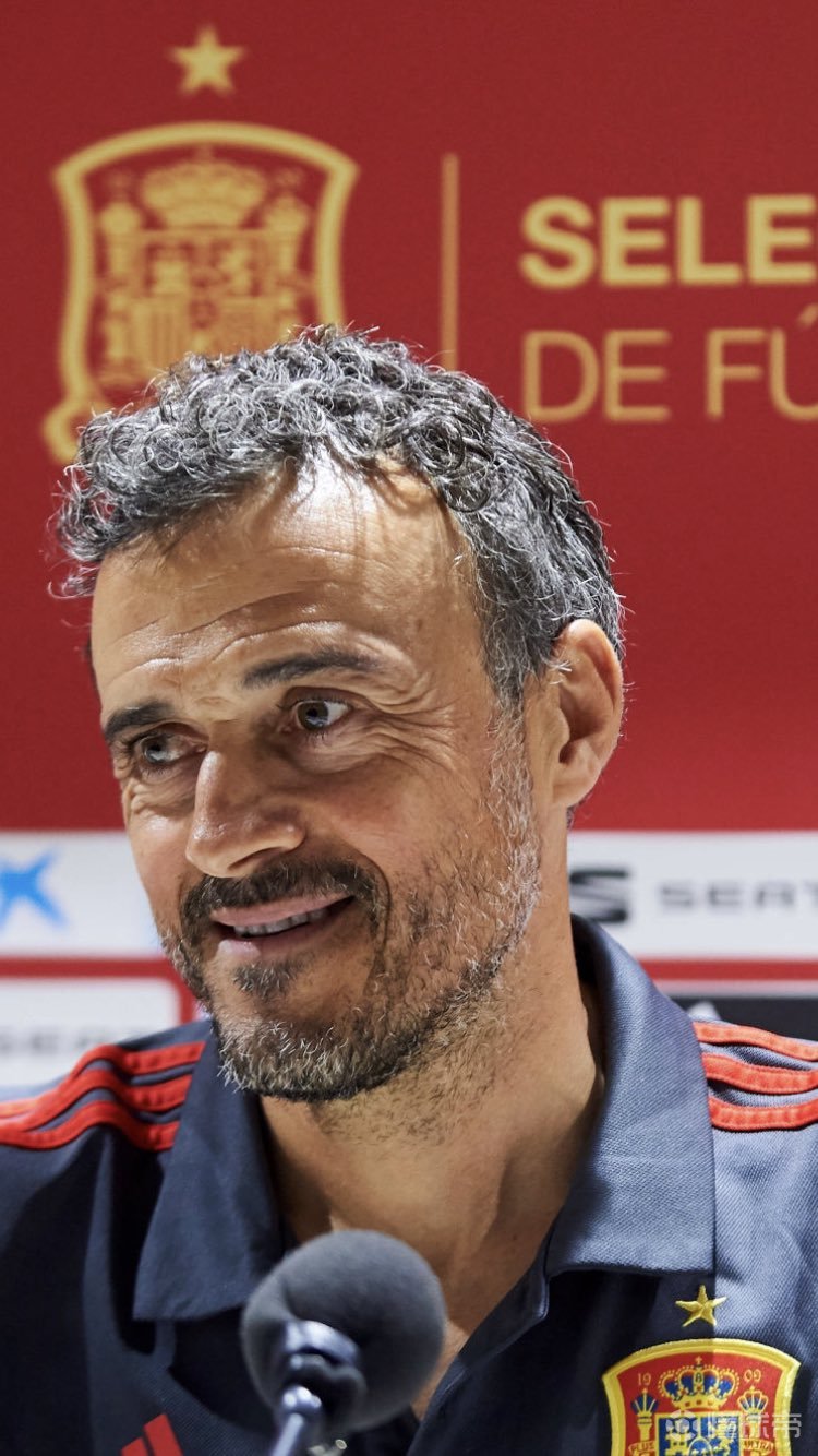 包含米兰体育:林良铭：在国家队比赛中表现出色，赢得主教练信任，成为国家队重要一员的词条