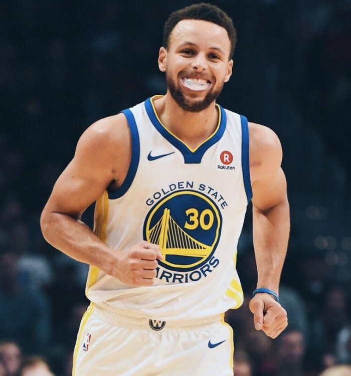 米兰体育:凯尔特人队防守策略:如何限制库里的传球?的简单介绍 米兰体育:凯尔特人队防守策略:如何限制库里的传球?的简单介绍