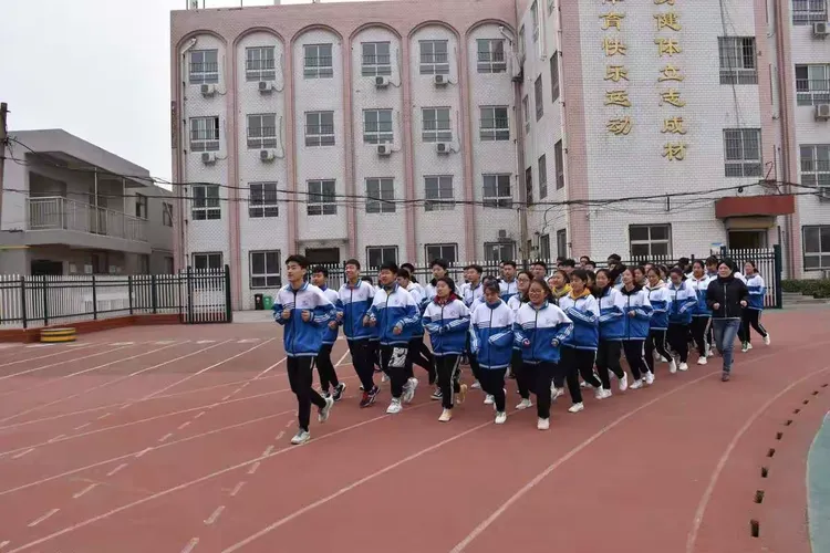 关于米兰体育:中国足球校园足球发展现状调研:普及与提高并重,构建人才金字塔的信息 关于米兰体育:中国足球校园足球发展现状调研:普及与提高并重,构建人才金字塔的信息