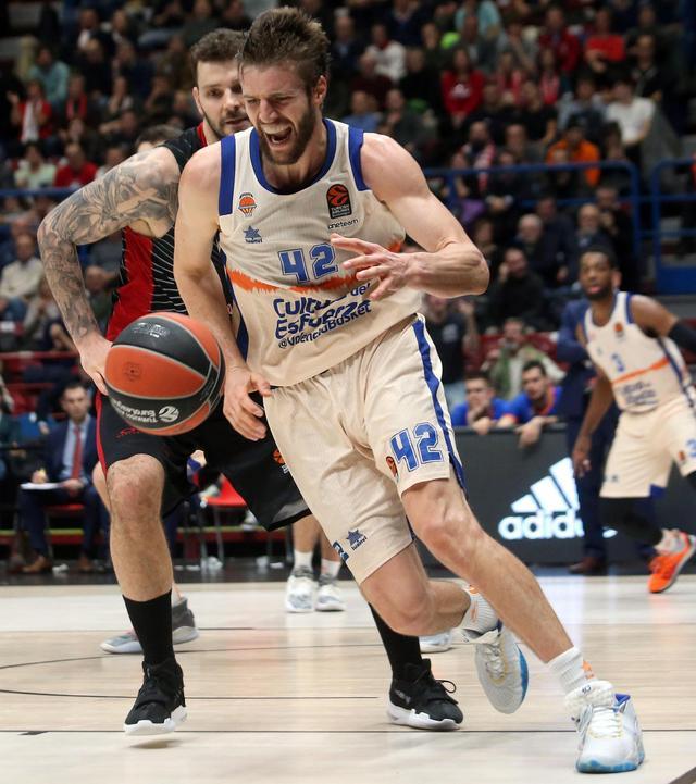 包含米兰体育:篮球公益活动的社会影响力评估:如何衡量公益效果?的词条 包含米兰体育:篮球公益活动的社会影响力评估:如何衡量公益效果?的词条