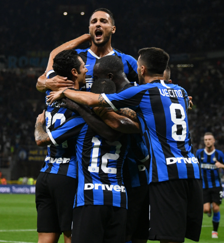 关于米兰体育:意甲的战术解析：防守与攻击的平衡的信息