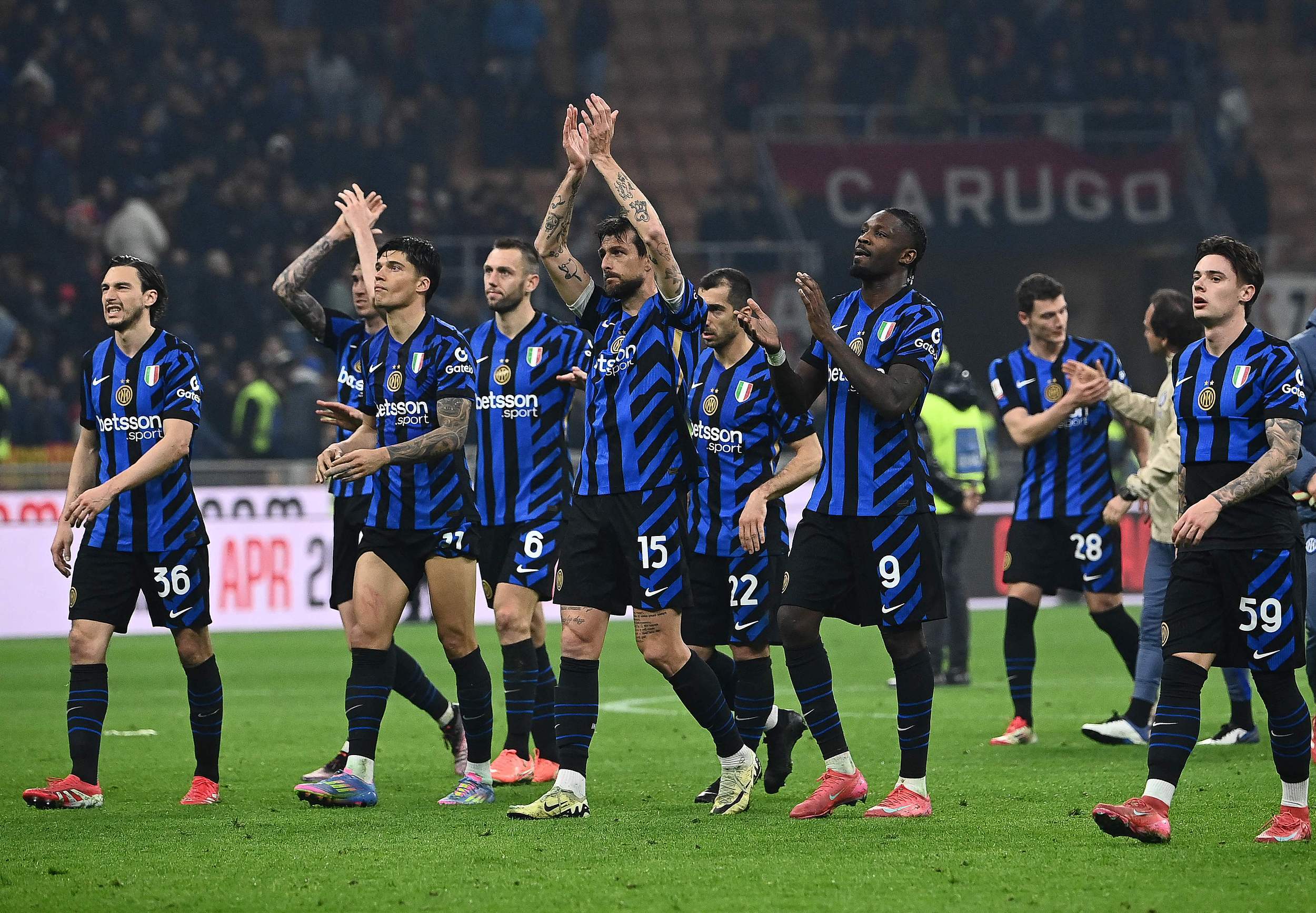 包含米兰体育:中超联赛焦点战,豪门对决引爆球迷热情的词条 包含米兰体育:中超联赛焦点战,豪门对决引爆球迷热情的词条