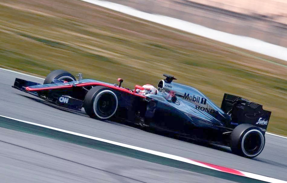 米兰体育:F1赛季中期会议,车队的未来计划与展望 米兰体育:F1赛季中期会议,车队的未来计划与展望