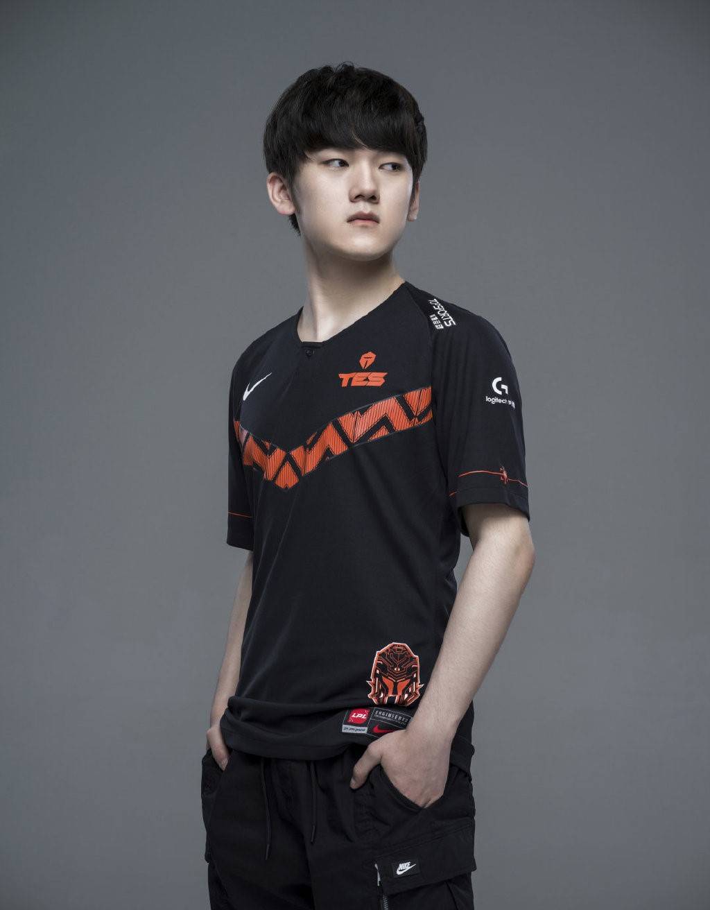 米兰体育:王者荣耀职业战队的选手交流与配合，成功的关键因素的简单介绍